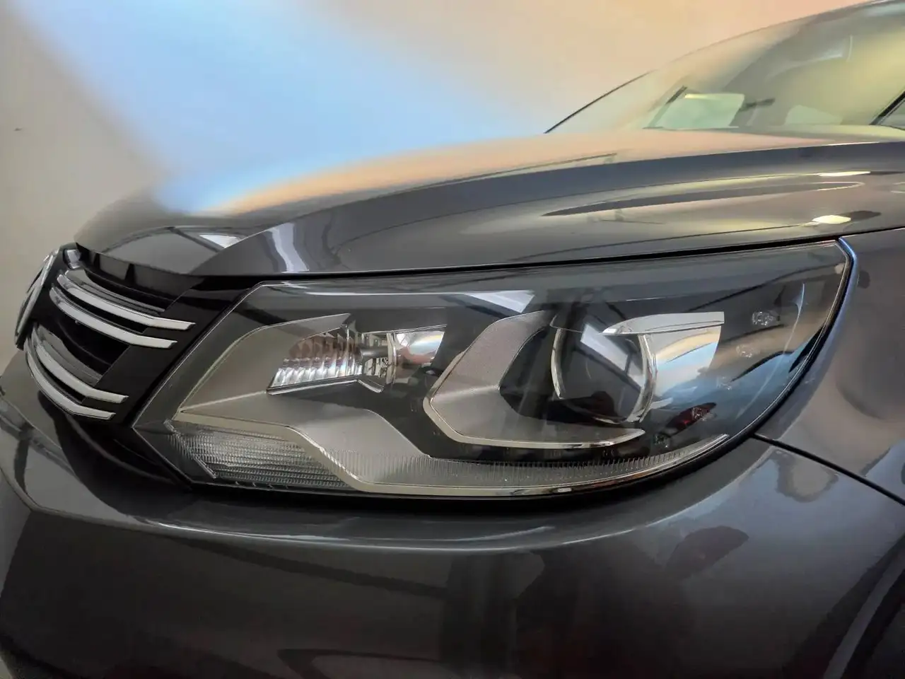 Volkswagen Tiguan photo Volkswagen Tiguan