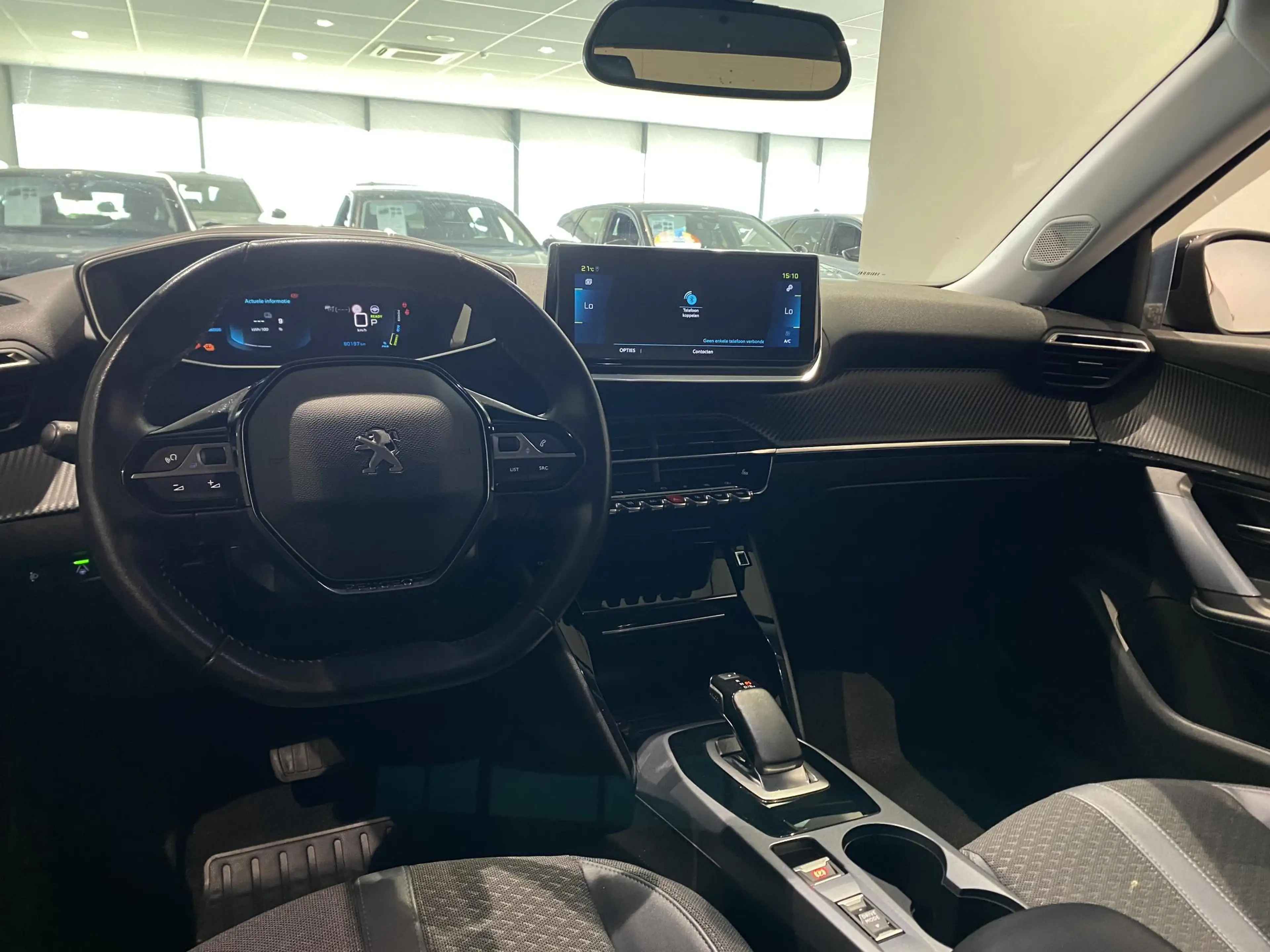 Peugeot e-2008 EV Allure Première 50 kWh STOELVERWARMING + CAMERA — photo 8