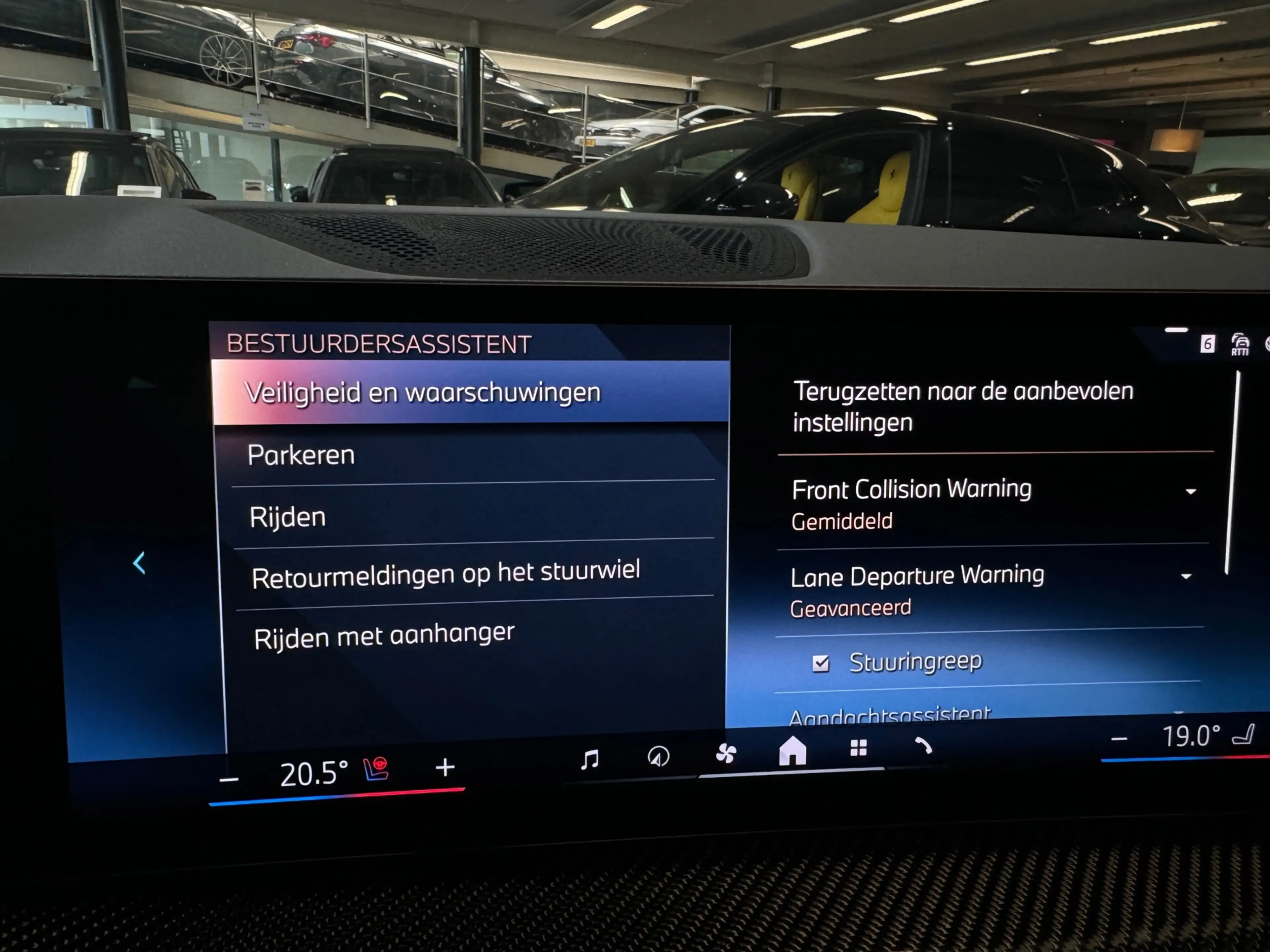 BMW X5 XDrive50e Pano|Carbon|M-Seats|H/K|Trekhaak|Keyless — photo 32