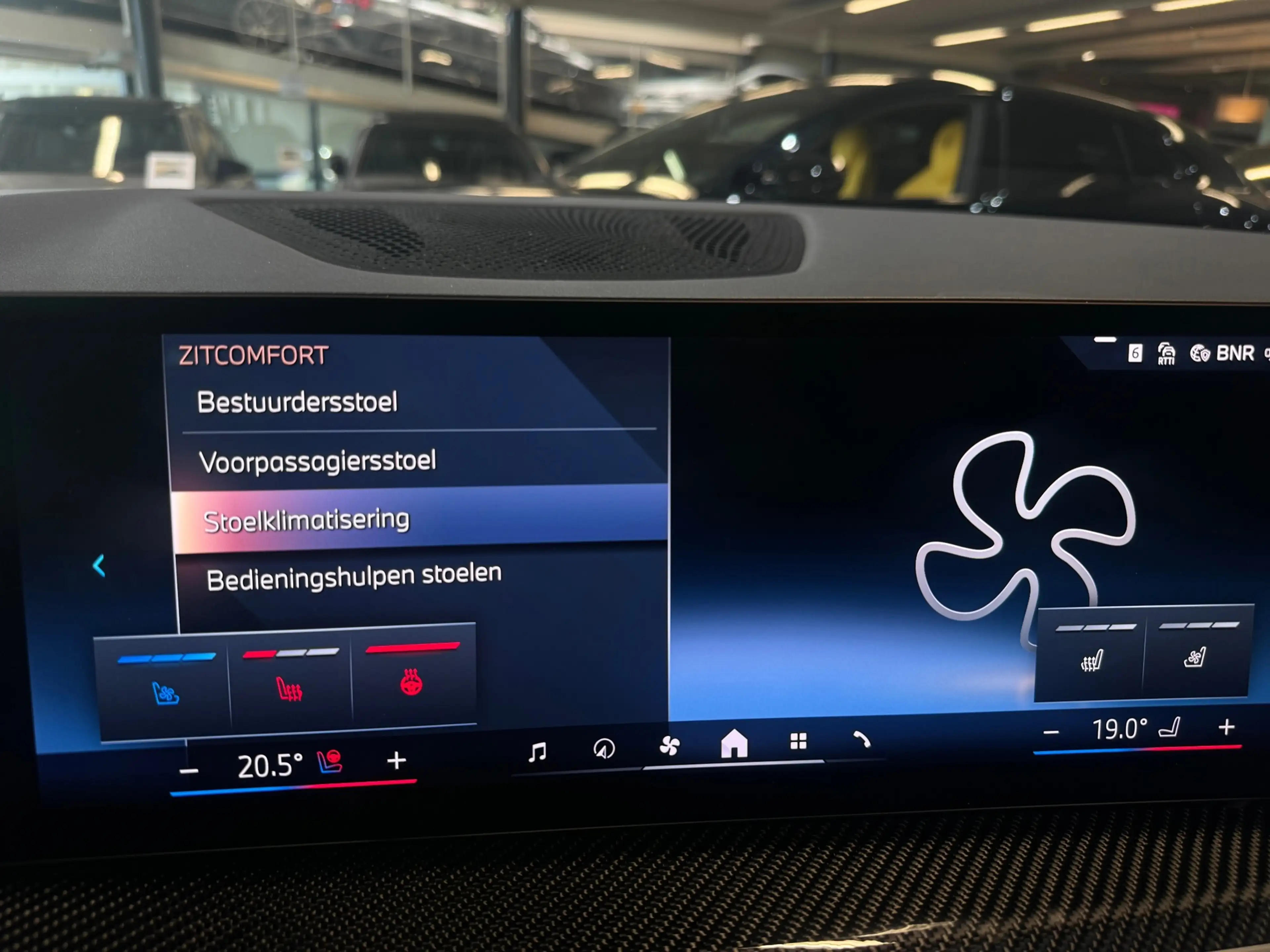 BMW X5 XDrive50e Pano|Carbon|M-Seats|H/K|Trekhaak|Keyless — photo 44