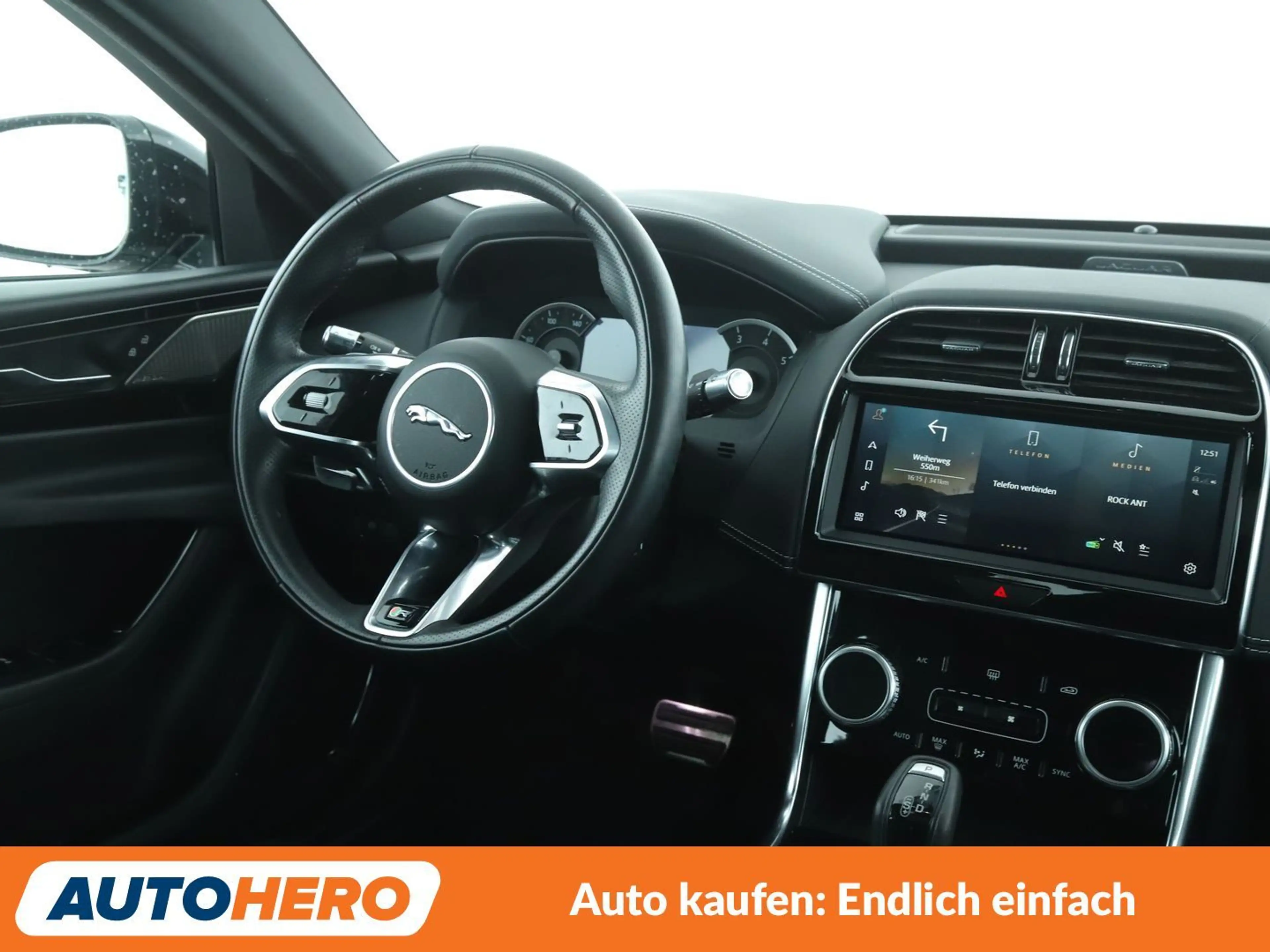 Jaguar XE 25t R-Dynamic Black Aut.*NAVI*ACC*CAM*PDC* — photo 13