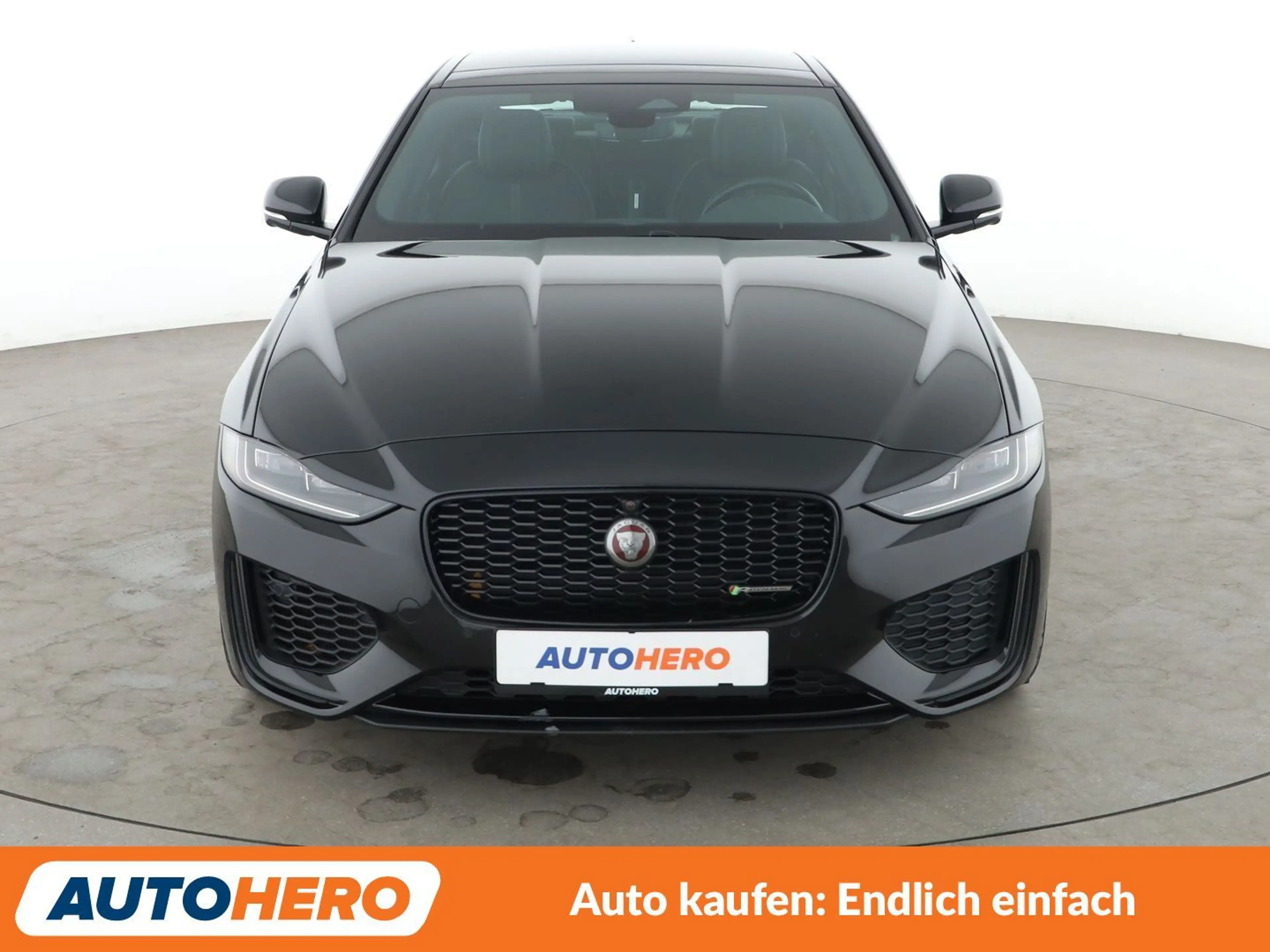 Jaguar XE 25t R-Dynamic Black Aut.*NAVI*ACC*CAM*PDC* — photo 9