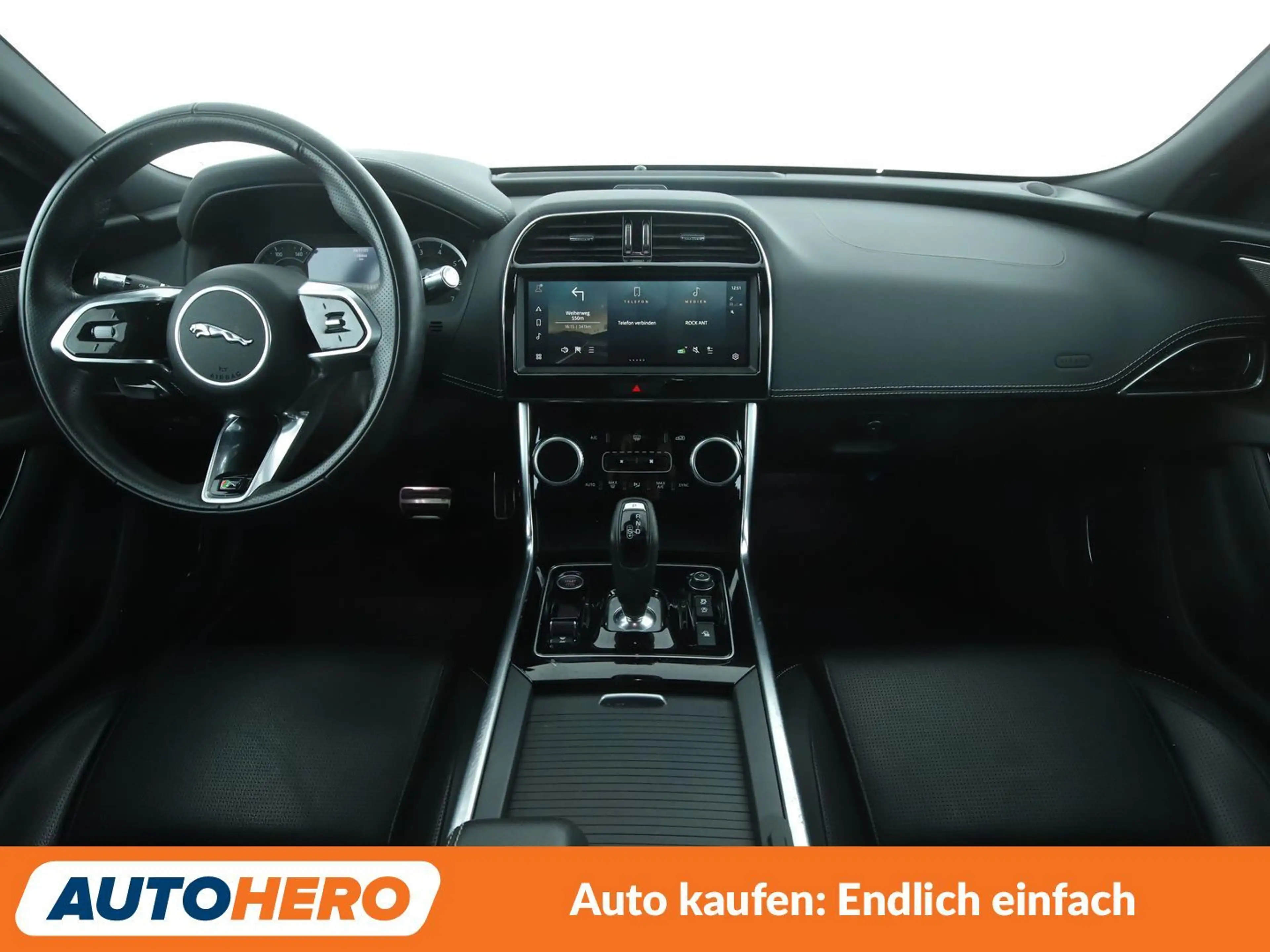 Jaguar XE 25t R-Dynamic Black Aut.*NAVI*ACC*CAM*PDC* — photo 12