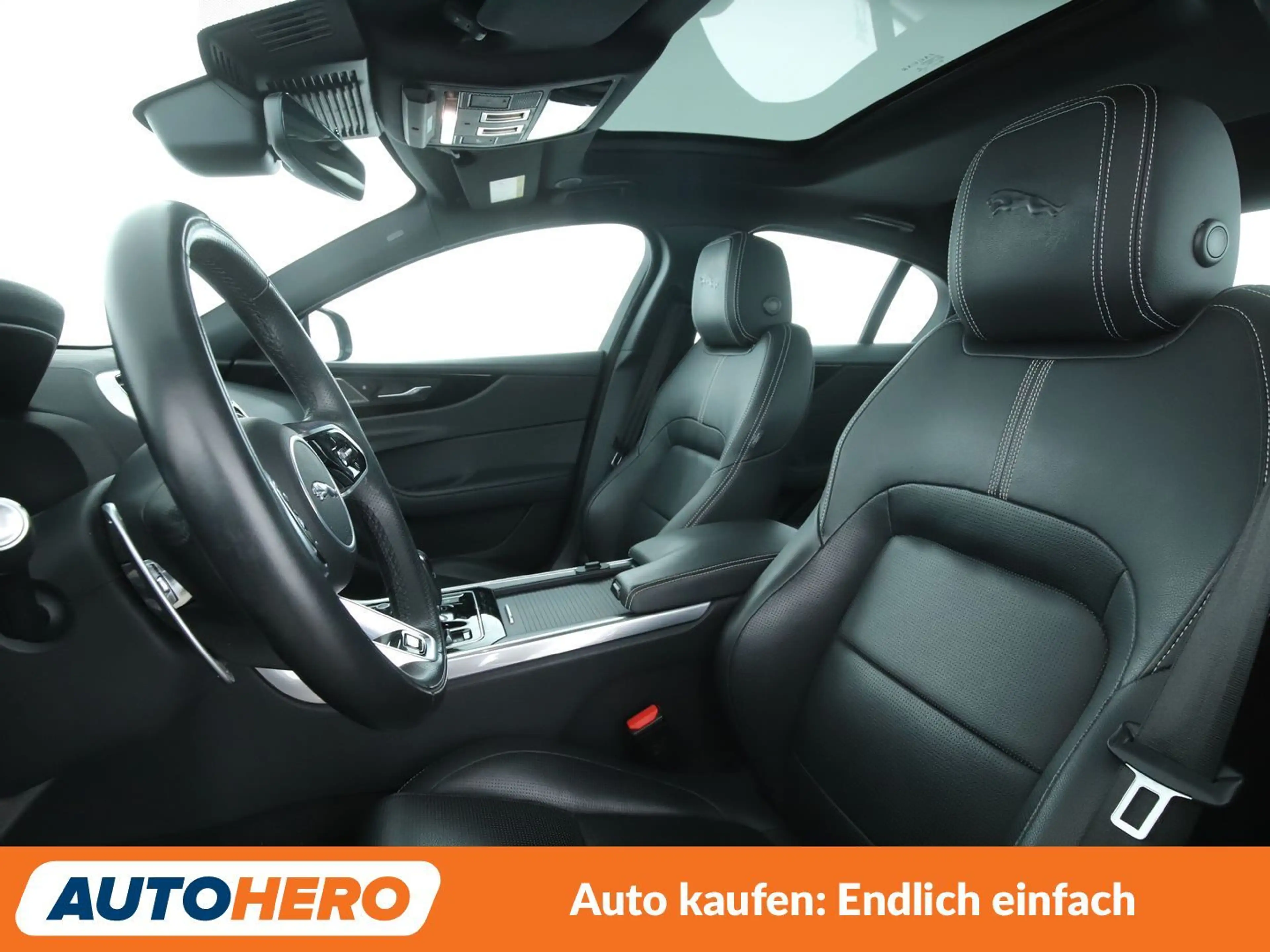 Jaguar XE 25t R-Dynamic Black Aut.*NAVI*ACC*CAM*PDC* — photo 10