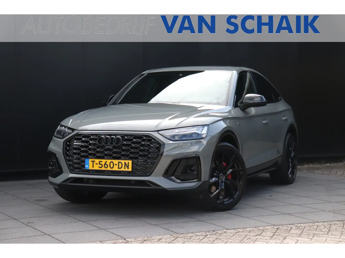 Audi Q5 Sportback 55 TFSI e S edition Competition | LEDER Grijs - 1