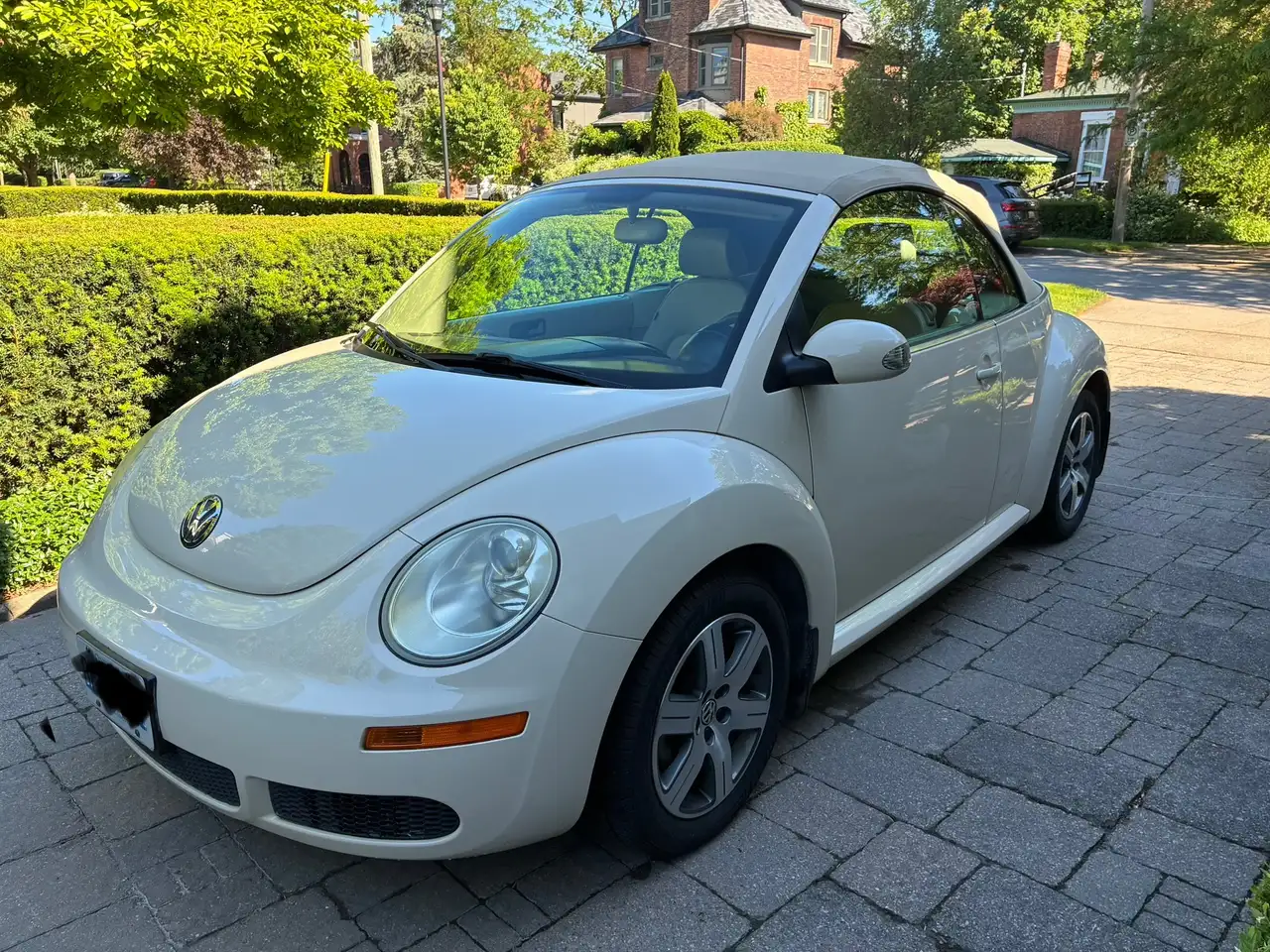Volkswagen Beetle photo Volkswagen Beetle