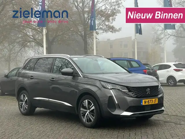Peugeot 5008 1.2 PureTech  Allure 7 Persoons Automaat - Digitaa