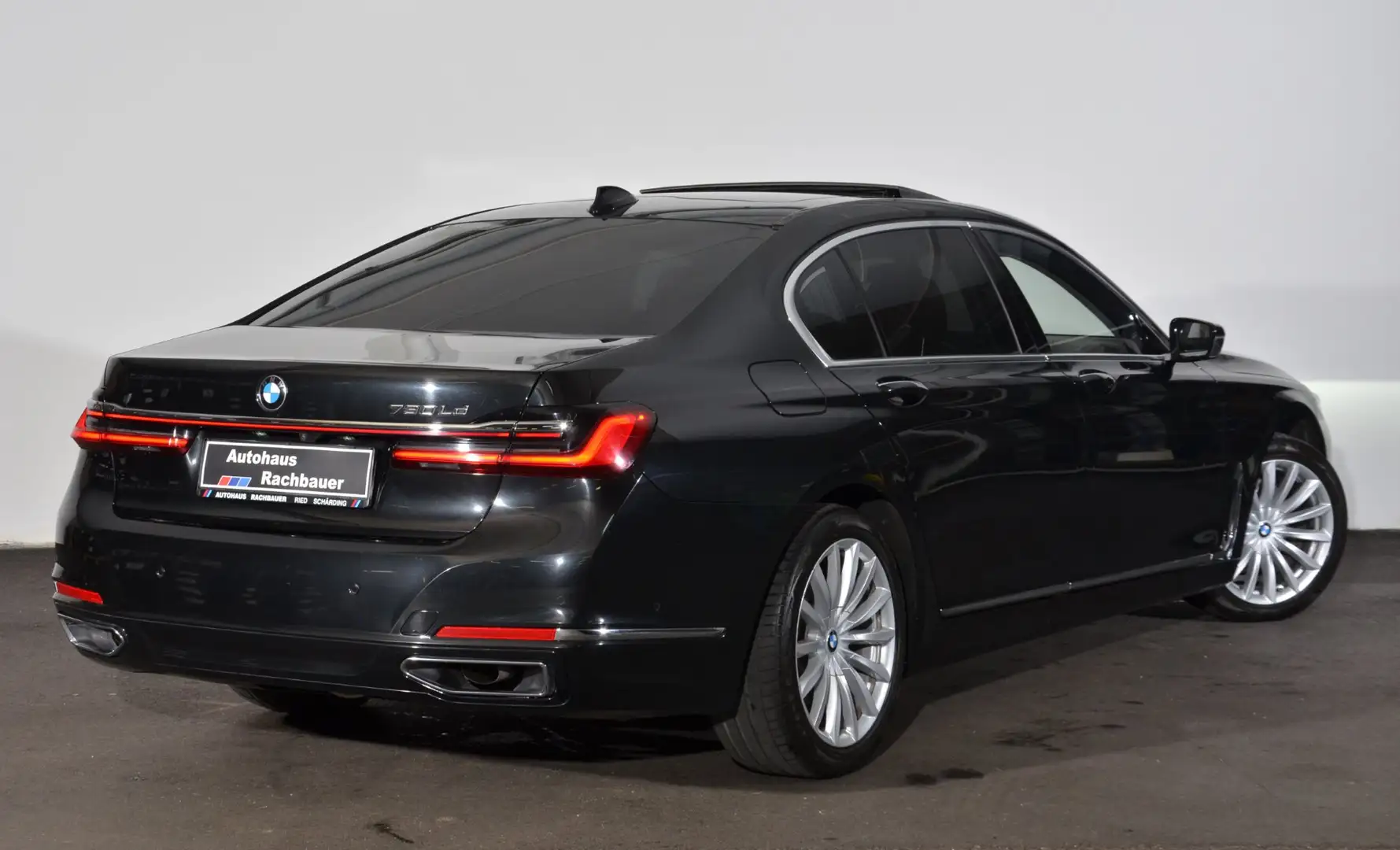BMW 730 730Ld Schwarz - 2