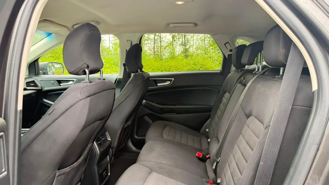 Ford Edge photo Ford Edge