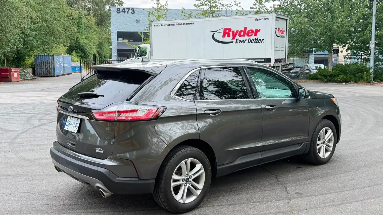 Ford Edge photo Ford Edge