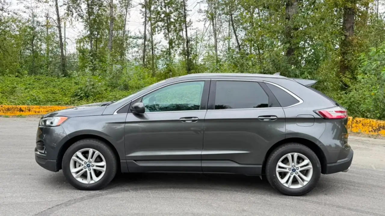 Ford Edge photo Ford Edge