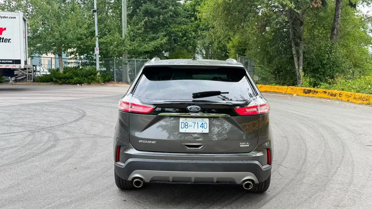 Ford Edge photo Ford Edge