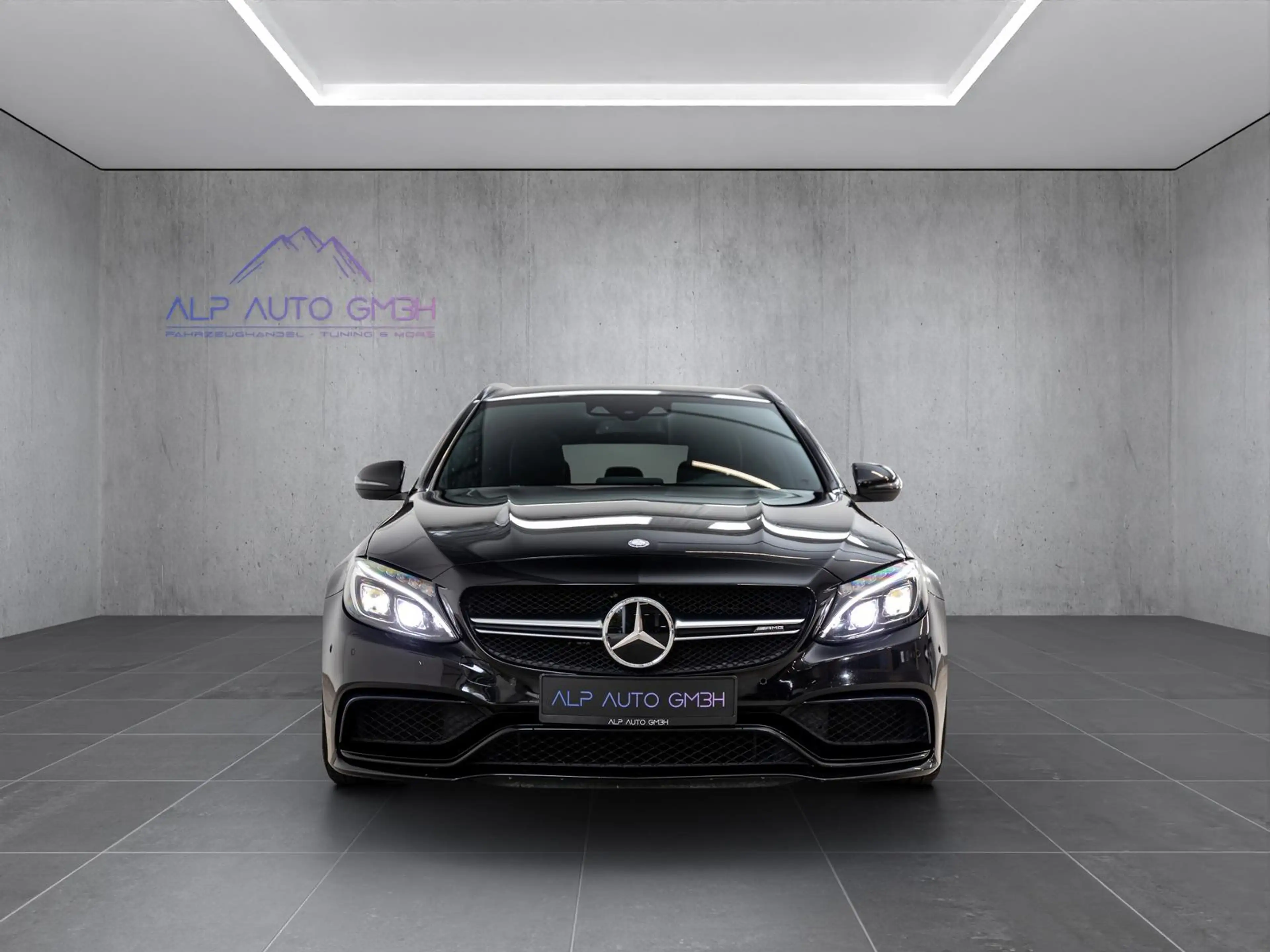 Mercedes-Benz C 63 AMG C 63S AMG/NIGHT/KERAMIK/SPORTAGA/PANO/BURM/COMAND — photo 3