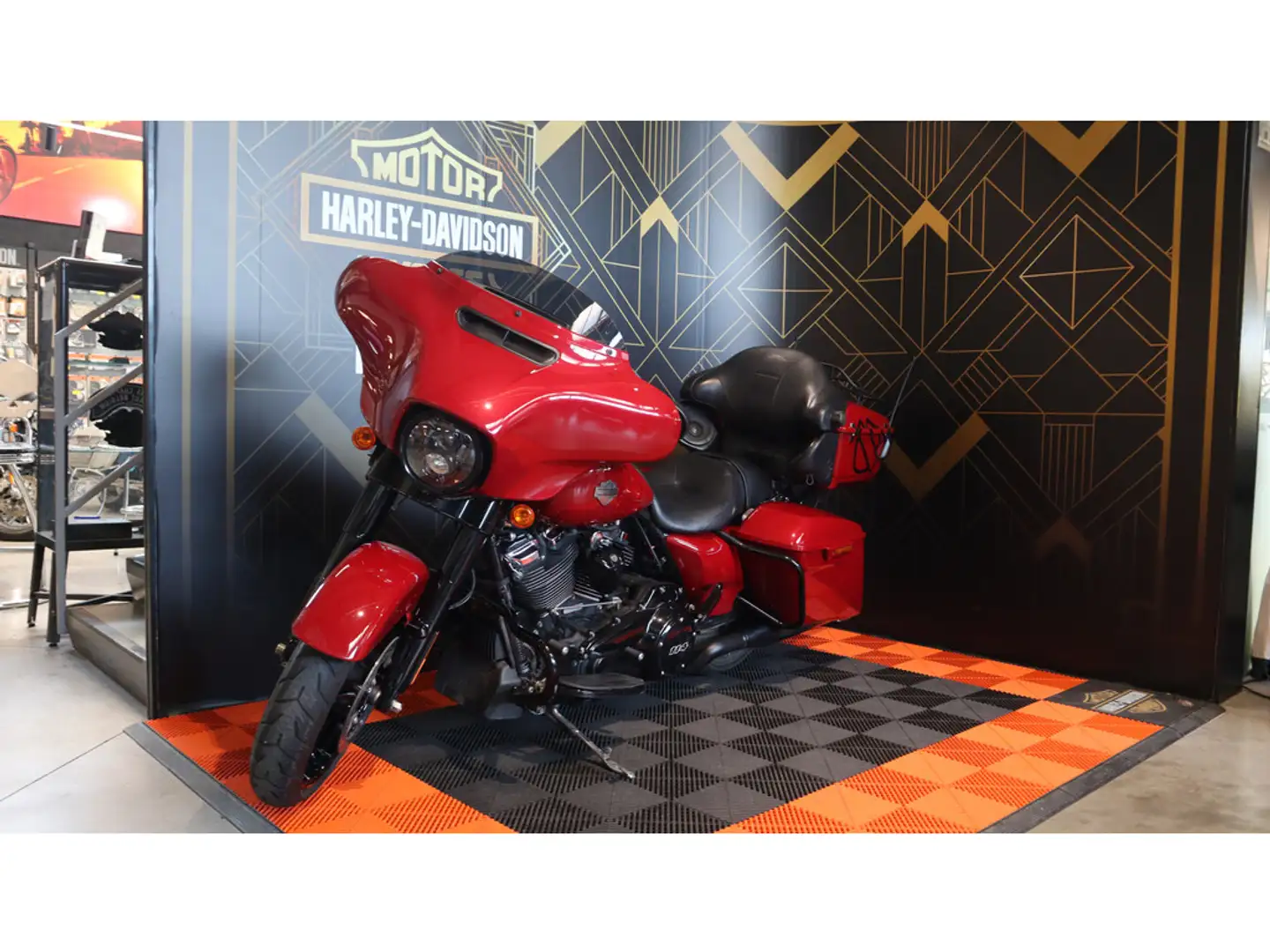 Harley-Davidson Sport Glide Sport/tour Street Spécial Rouge - 1