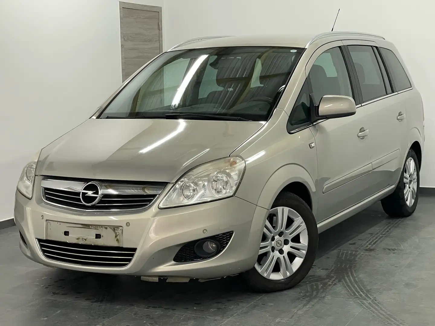 Opel Zafira 1.7 CDTi 7PLACES - NAVI - AIRCO Beige - 1
