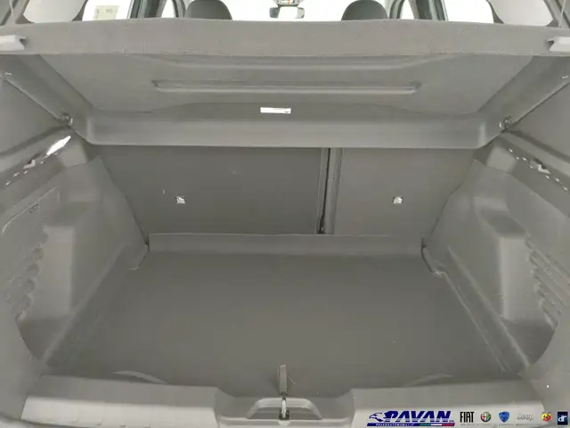 Jeep Avenger view 11