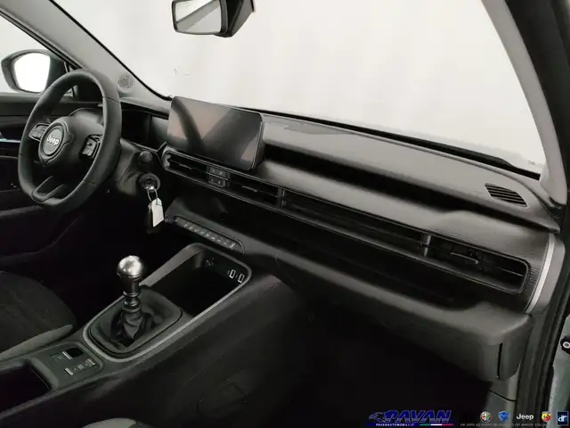 Jeep Avenger view 6