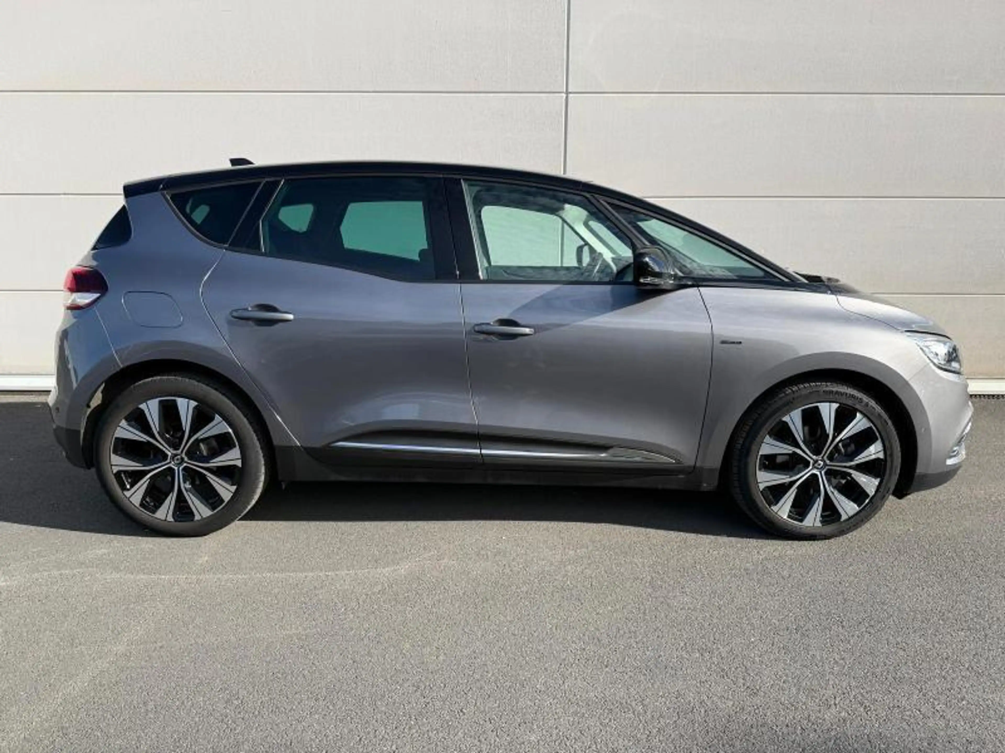 Renault Scenic Limited — photo 5