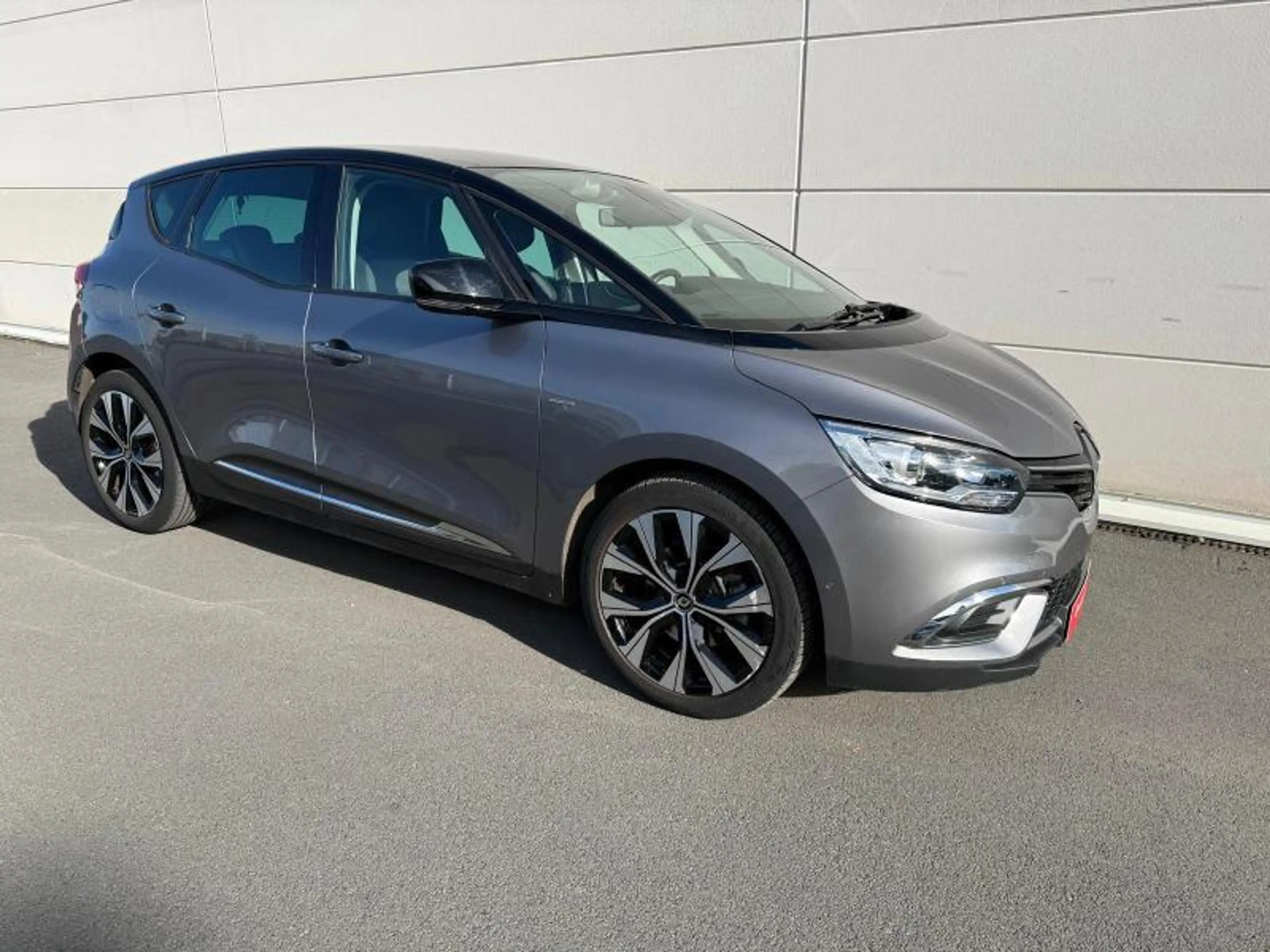 Renault Scenic Limited — photo 3