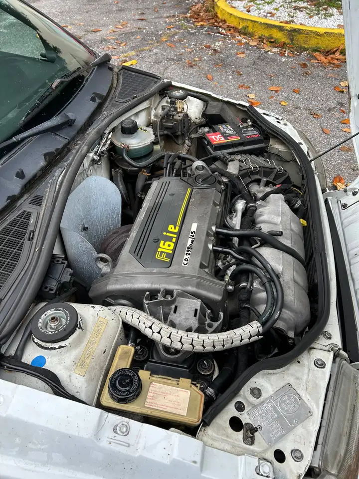 Renault Clio 3p 1.8 16v, foto 4