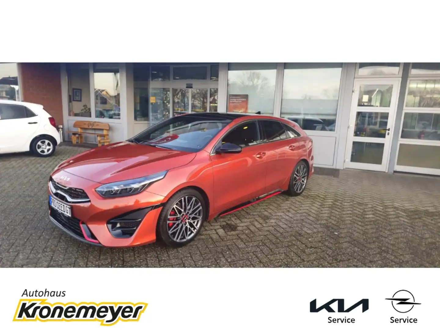 Kia ProCeed / pro_cee'd GT 1.6 T-GDi El. Panodach Navi Leder Digitales Coc Orange - 2