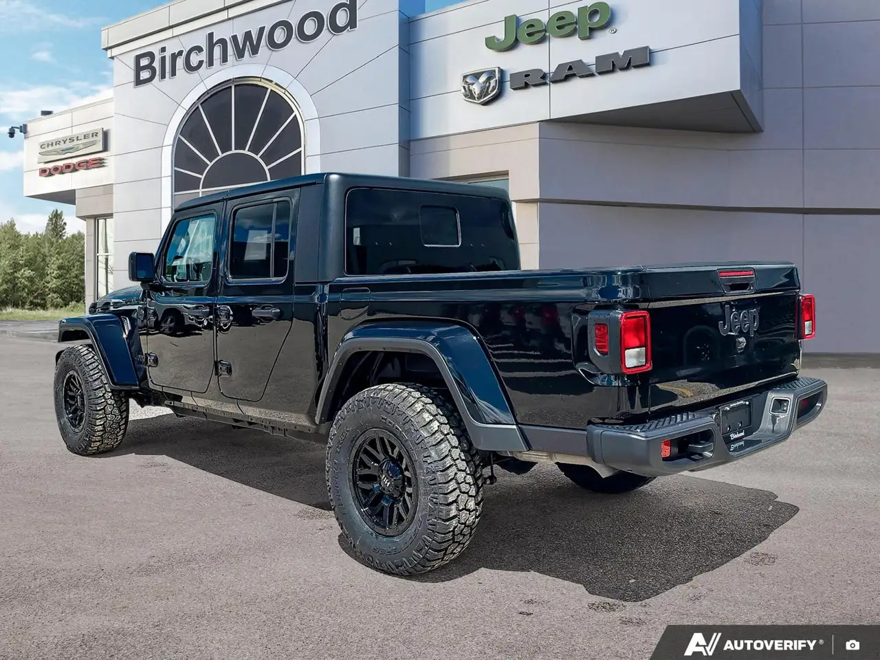 Jeep Gladiator photo Jeep Gladiator