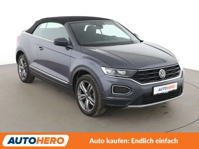 Volkswagen T-Roc view 8