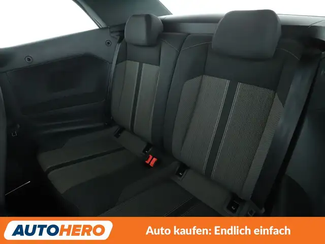 Volkswagen T-Roc view 14