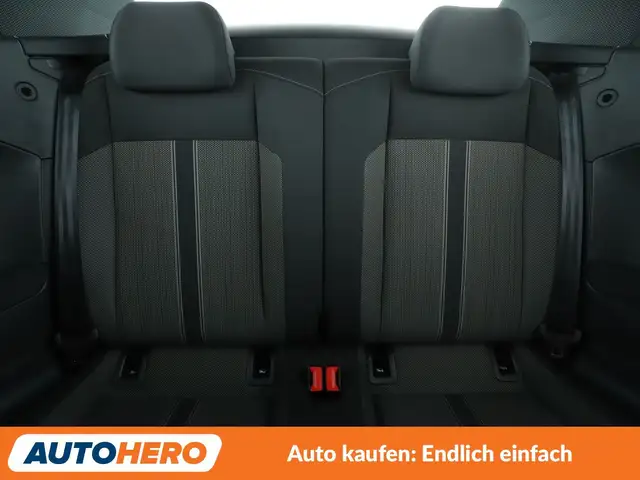 Volkswagen T-Roc view 15