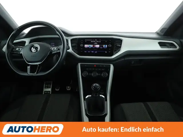 Volkswagen T-Roc view 12