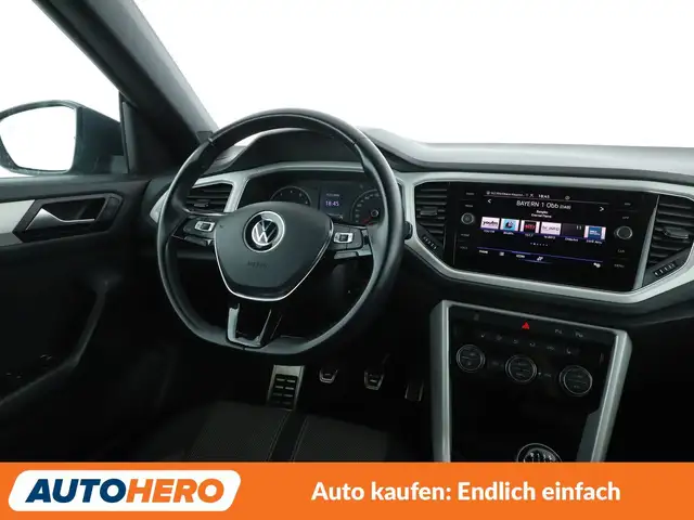 Volkswagen T-Roc view 13