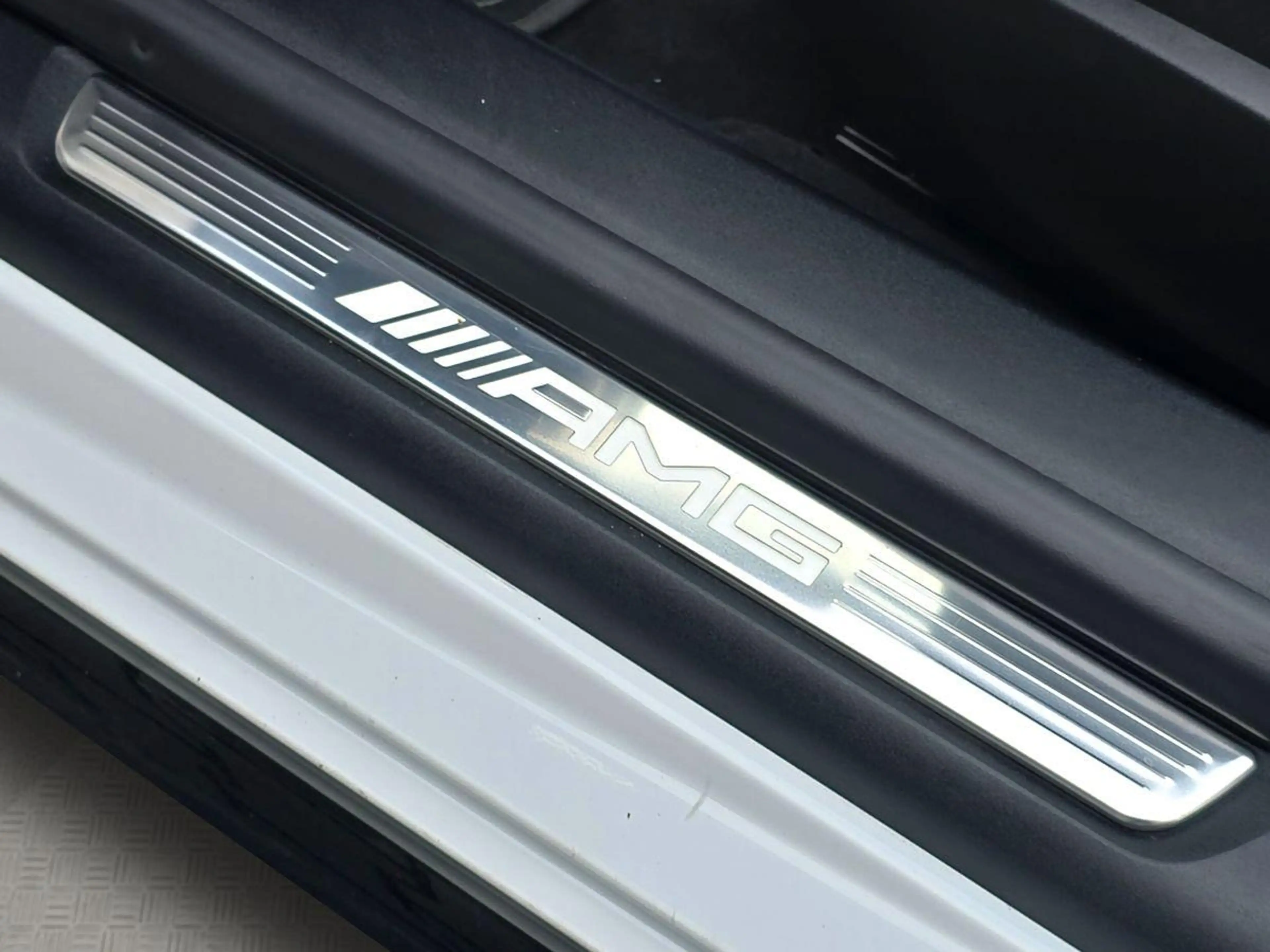 Mercedes-Benz SL 63 AMG 4M+ CARBON DYNAMIC+ SITZBLF H-UP 360° — photo 9