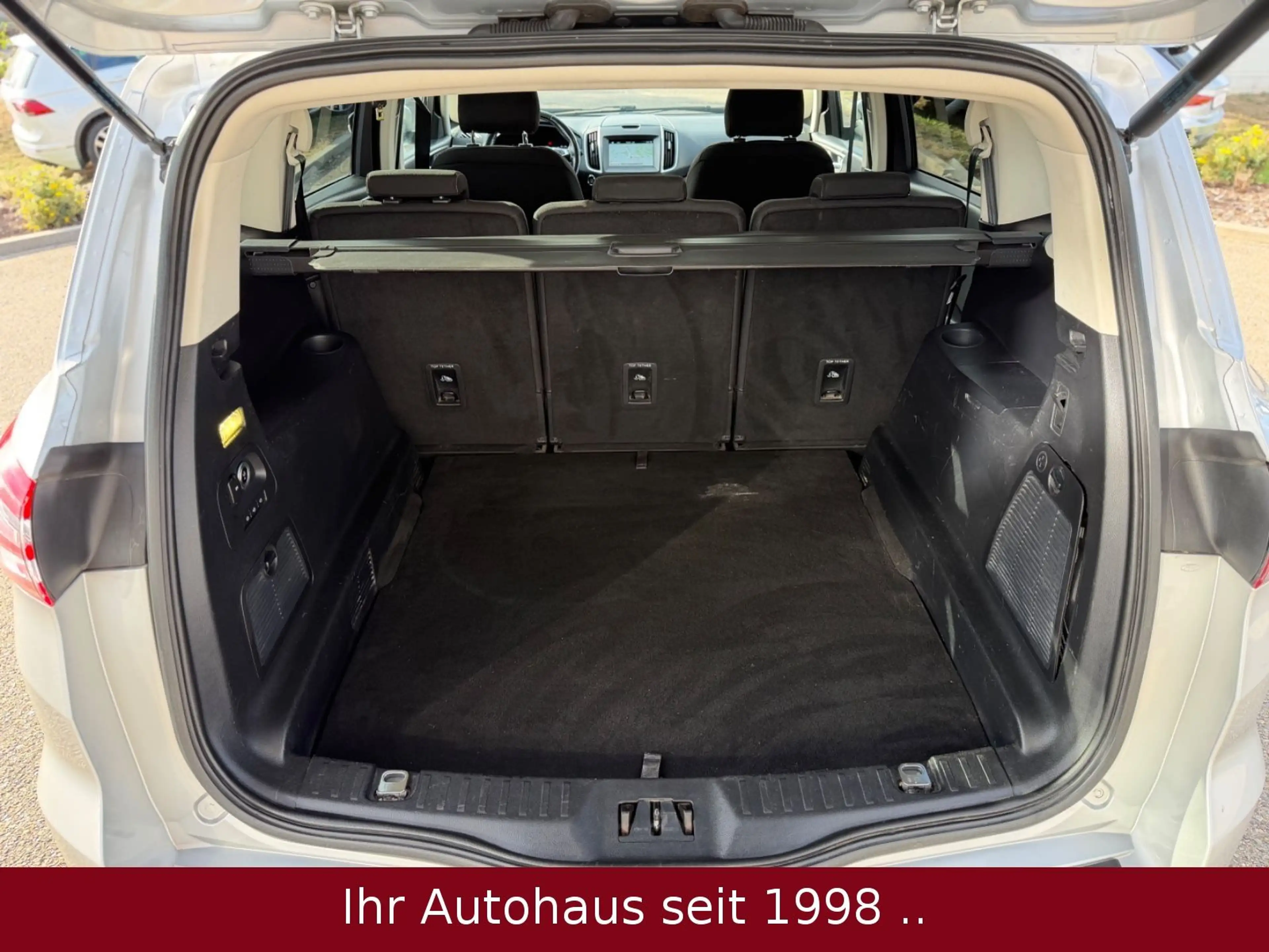 Ford S-Max 2.0 TDCi Trend *AHK/XENON/NAVI/PDC/SHZ* — photo 11