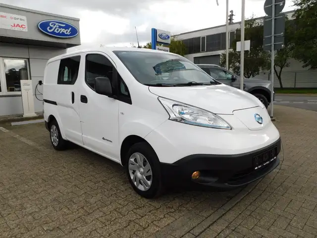 Nissan NV200 /Evalia e Kasten Premium Regalsystem