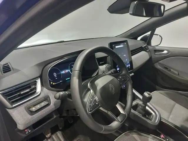 Renault Clio view 14