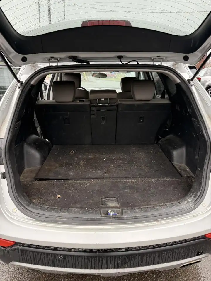 Hyundai SANTA FE снимка Hyundai SANTA FE
