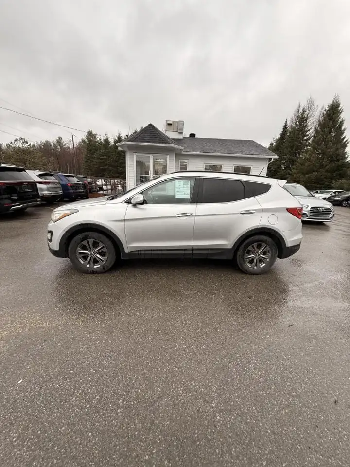Hyundai SANTA FE снимка Hyundai SANTA FE