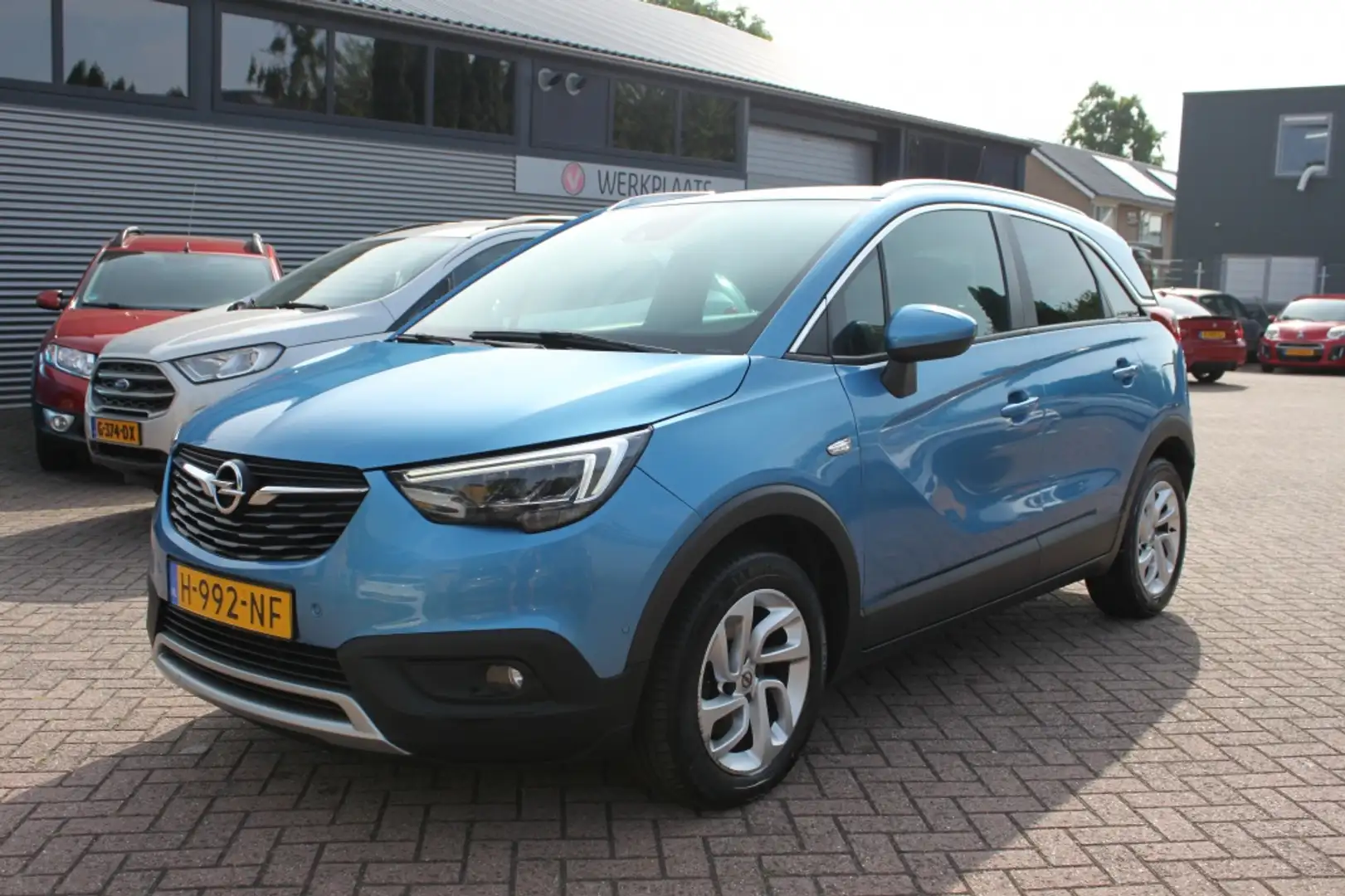 Opel Crossland X 1.2 T. Innovation, navigatie, parkeersensoren, aur Bleu - 1