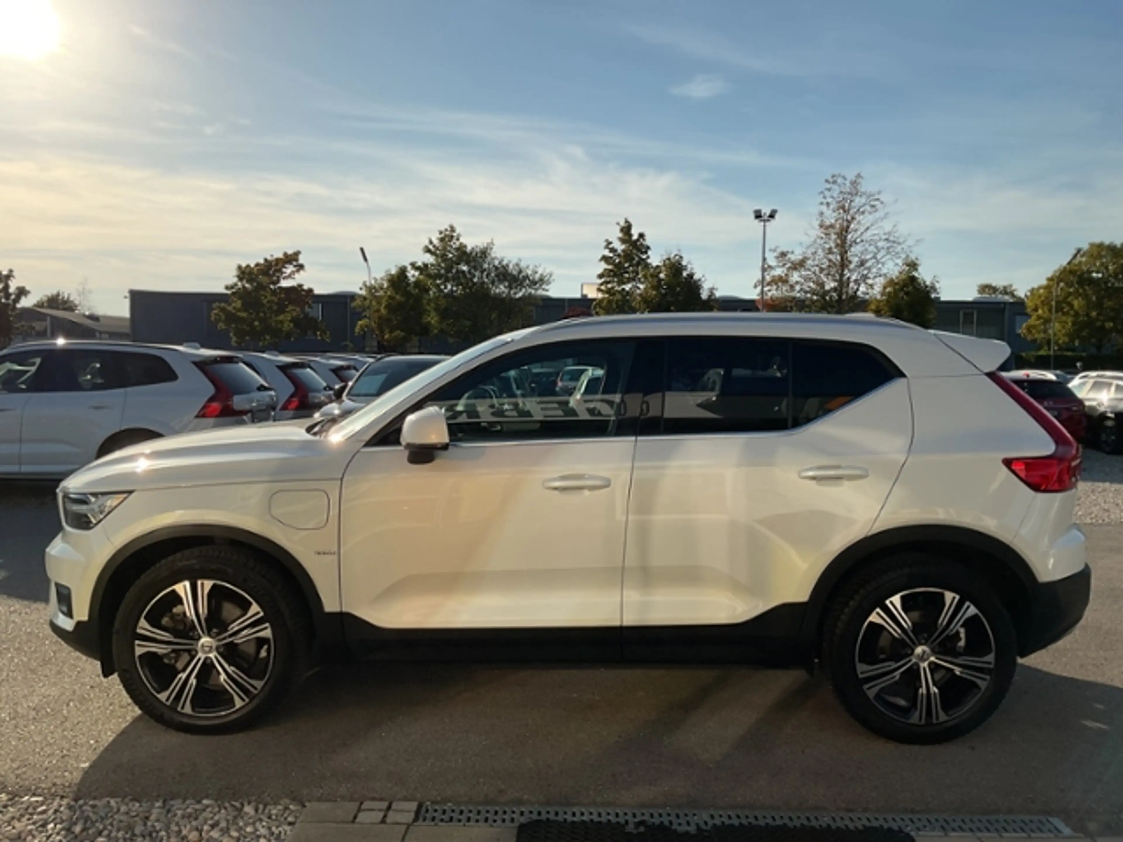 Volvo XC40 T4 Inscription  Plug-In 2WD AHK Kamera Navi — photo 4