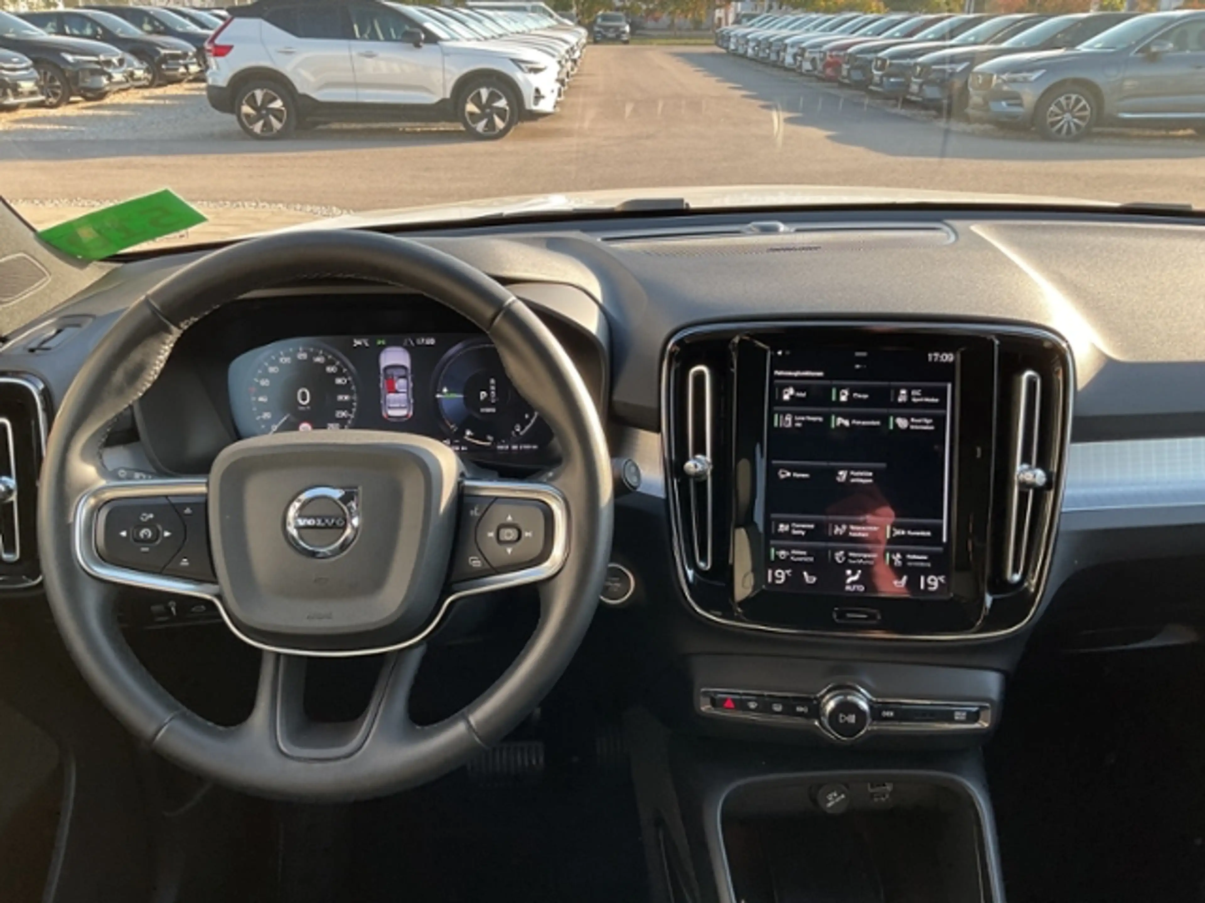 Volvo XC40 T4 Inscription  Plug-In 2WD AHK Kamera Navi — photo 12