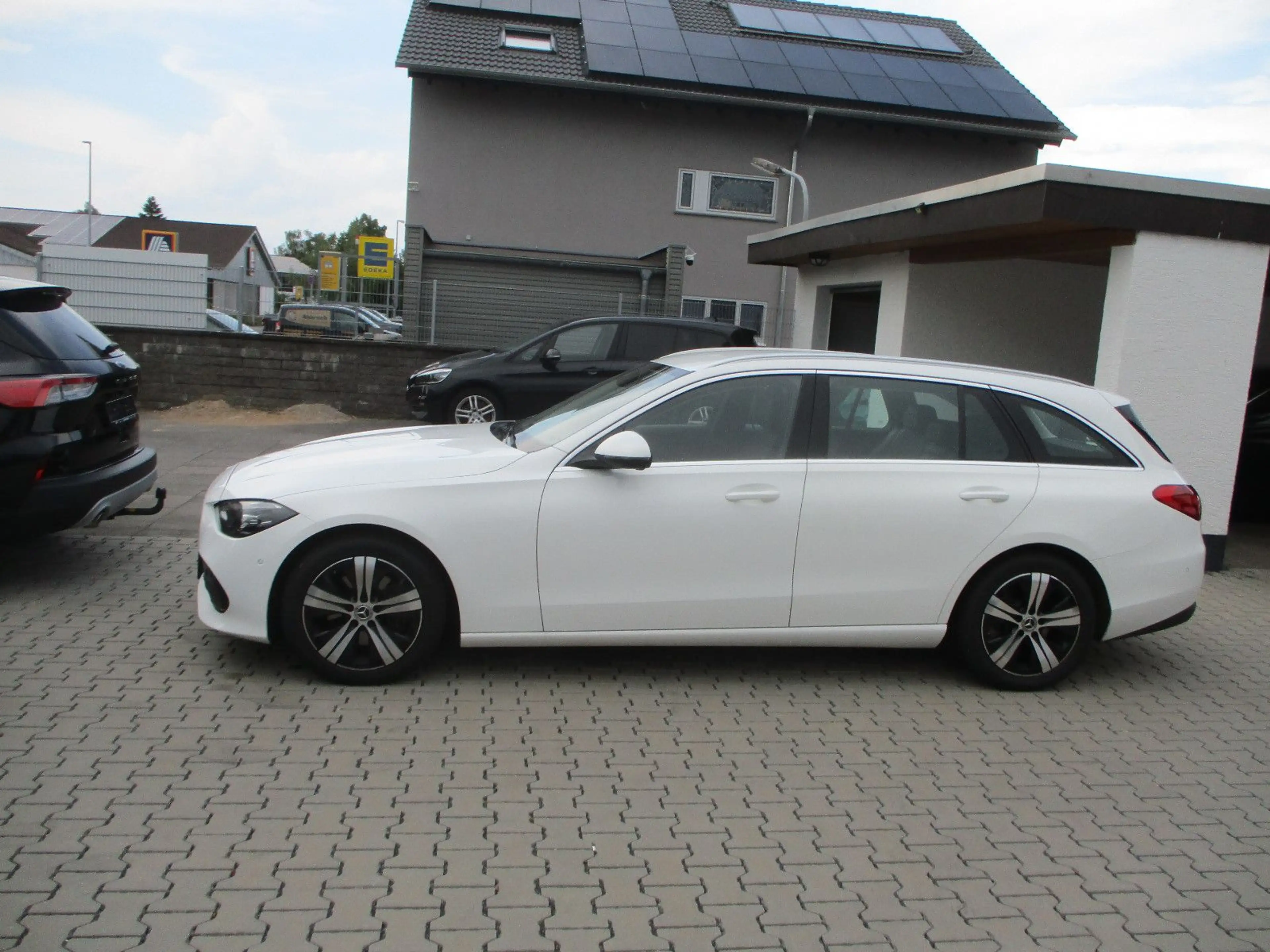 Mercedes-Benz C 200 d T NAVI LEDER KAMER DISTRO LED SPURH PDC — photo 16