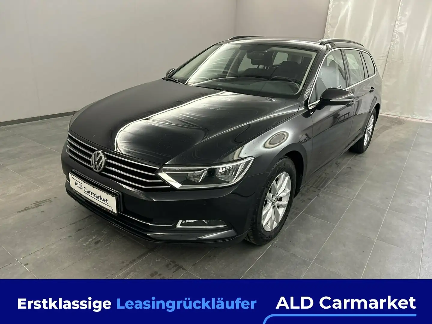 Volkswagen Passat Variant 1.6 TDI SCR DSG Comfortline Kombi, 5-türig, Automa Schwarz - 1