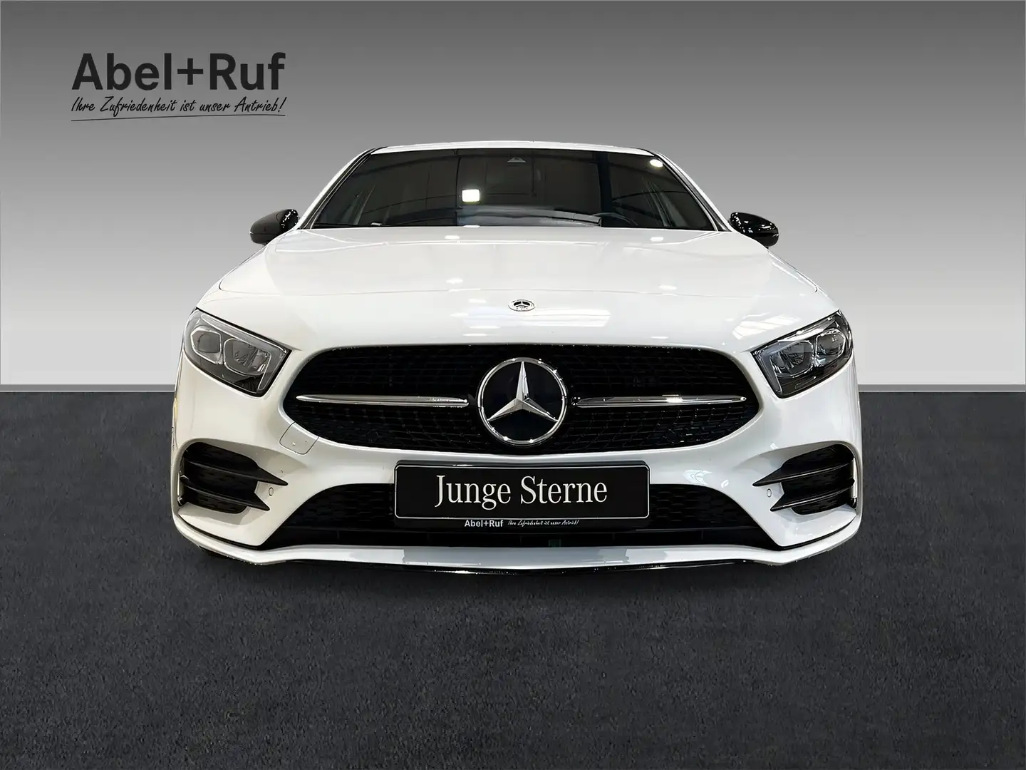 Mercedes-Benz A 250 e AMG+LED+NIGHT+Kamera+Ambiente+CarPlay Weiß - 2