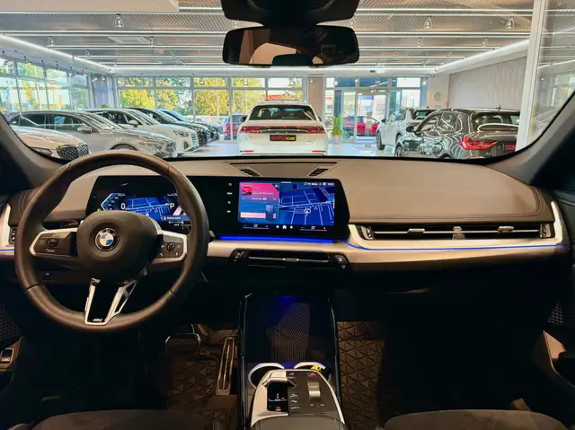 BMW X1 view 9