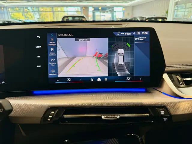 BMW X1 view 11