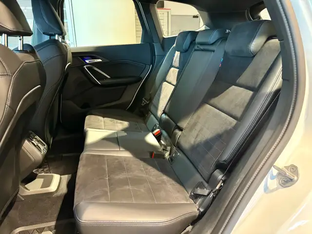BMW X1 view 15