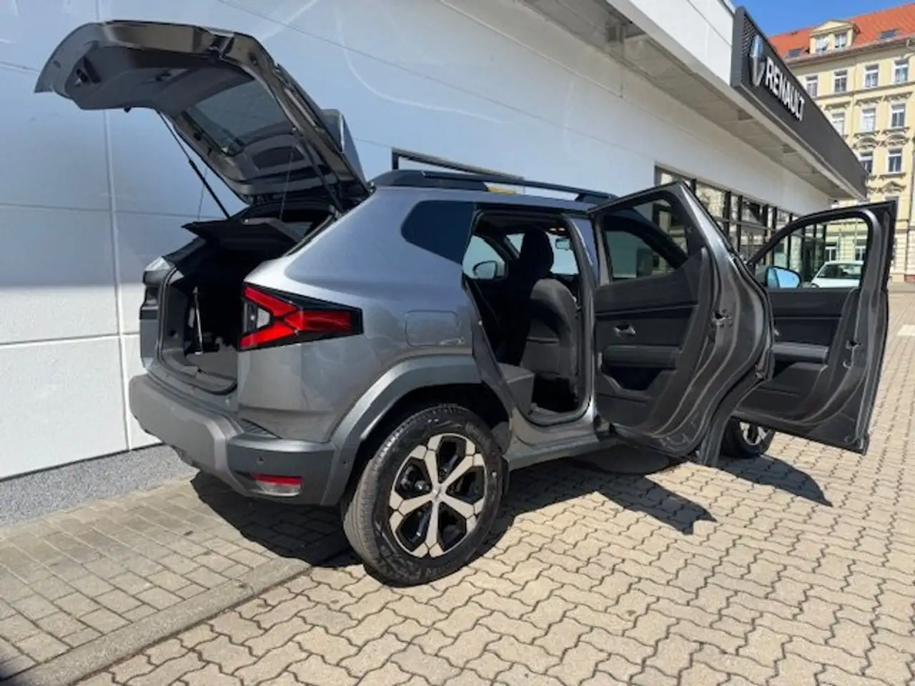 Dacia Duster Hybrid 155 Journey Vollausstattung 15
