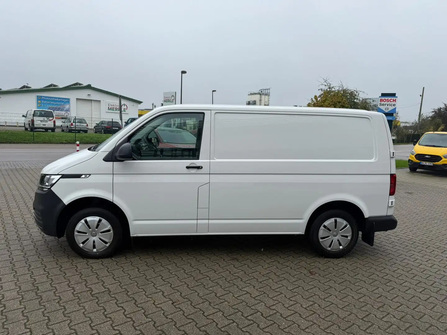 Volkswagen T6.1 Transporter 2.0 TDI Kurz *Klima*Radio*GJR* Alb - 2