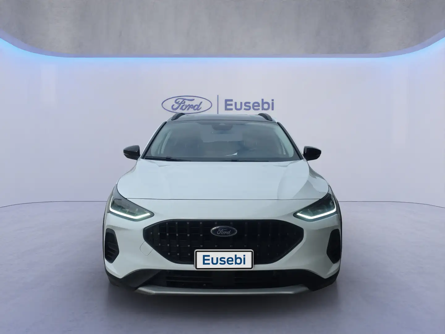 Ford Focus 1.0 EcoBoost Hybrid 125 CV Powershift 5p. Active X Weiß - 2