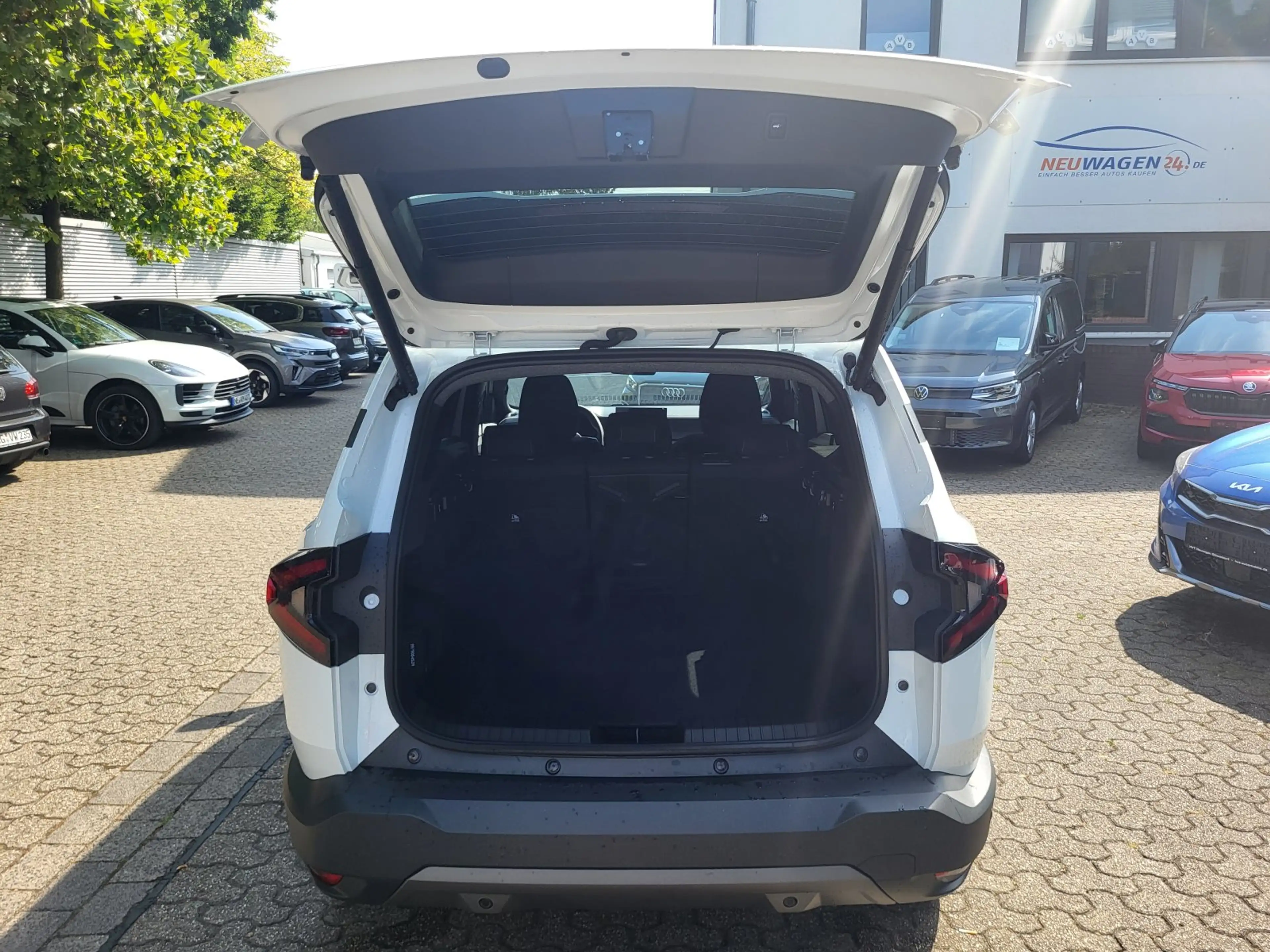 Dacia Bigster HYBRID-G 150 4x4 EDC Journey|CITY|WINTER PLUS|19Zo — photo 12